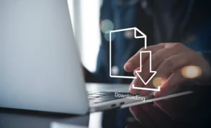 Abstrakte Illustration eines professionellen sozialen Netzwerks mit Cyberrisiken durch manipulierte PDF- und ZIP-Dateien in Social-Media-Nachrichten.